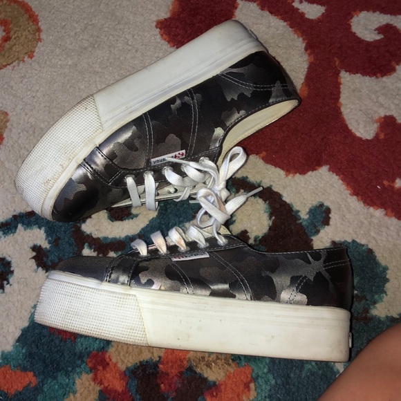 superga camo platform